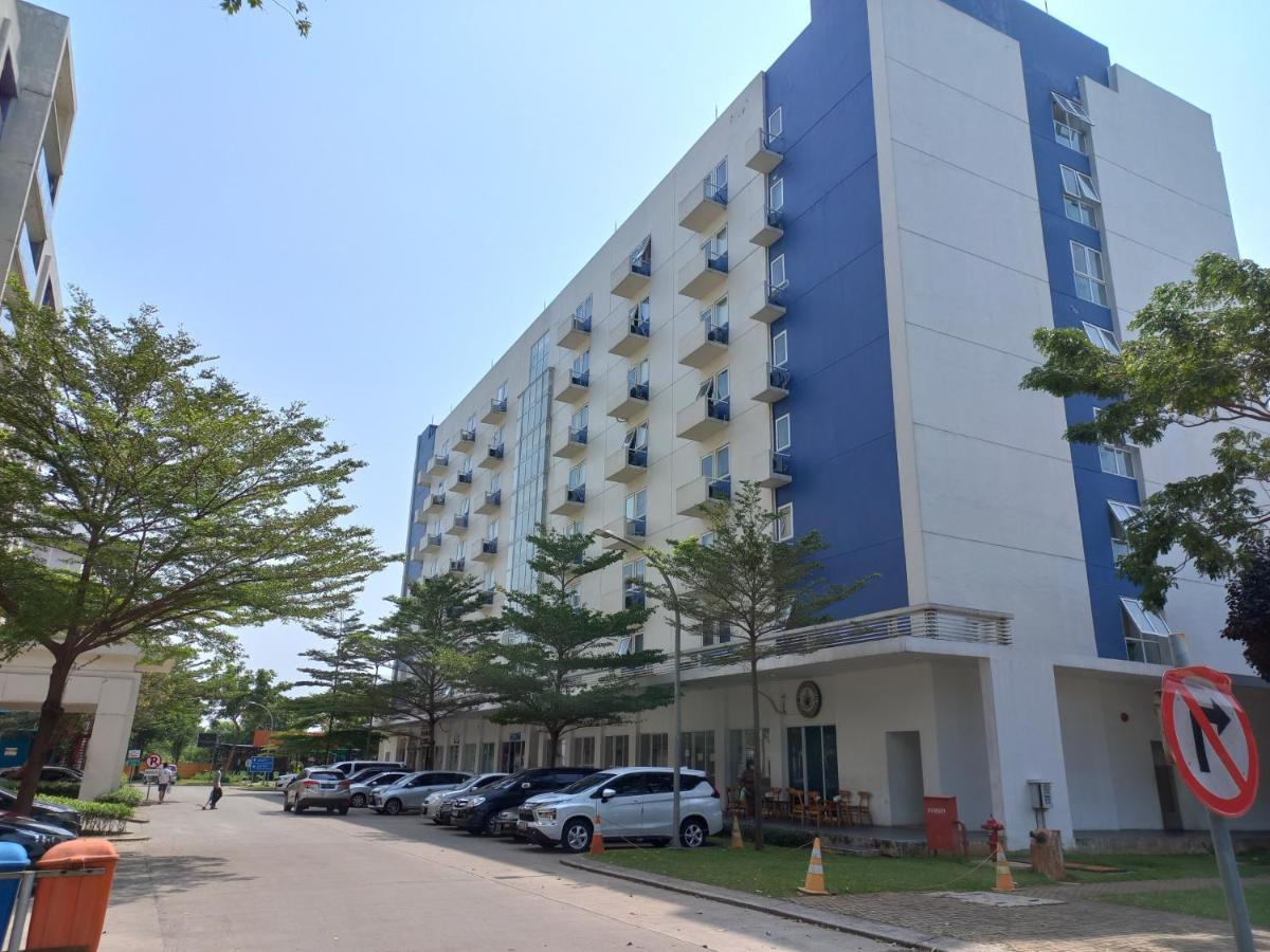 Aero Room Tangerang Exterior foto